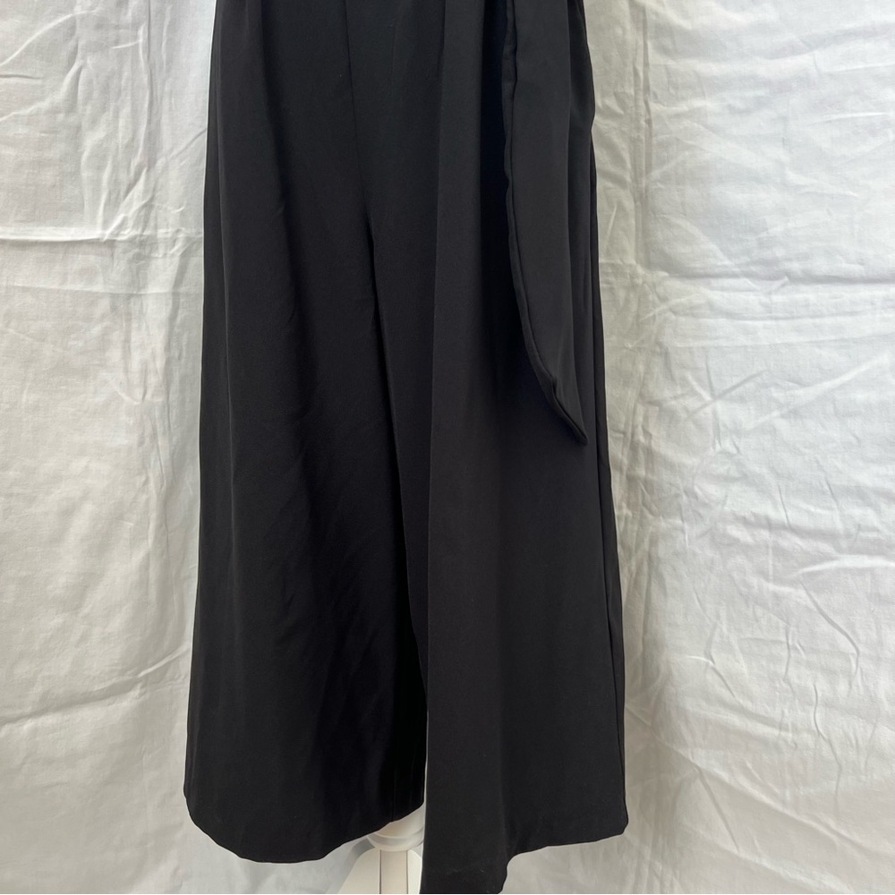 NWT Emma & Michele black wrap sleeveless belted romper. - Picture 4 of 11
